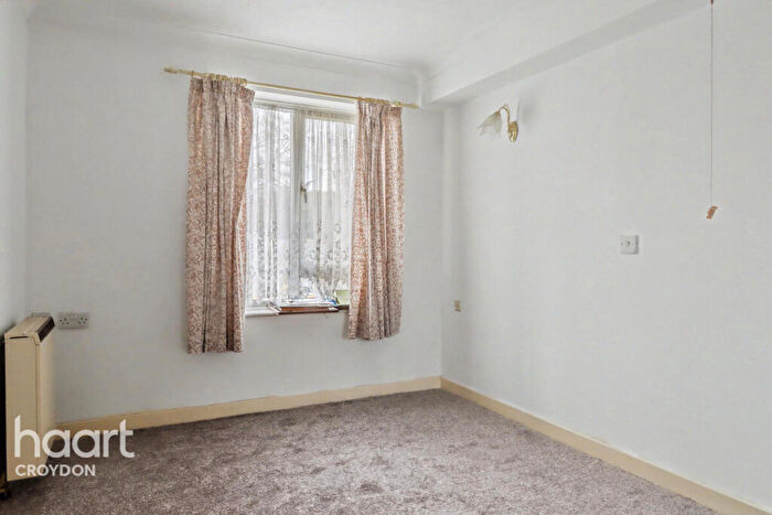 1 Bedroom Retirement Property For Sale In Brighton Road, South Croydon, CR2