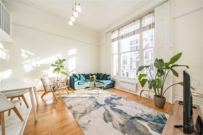 1 Bedroom Flat For Sale In Cornwall Gardens, South Kensington, SW7