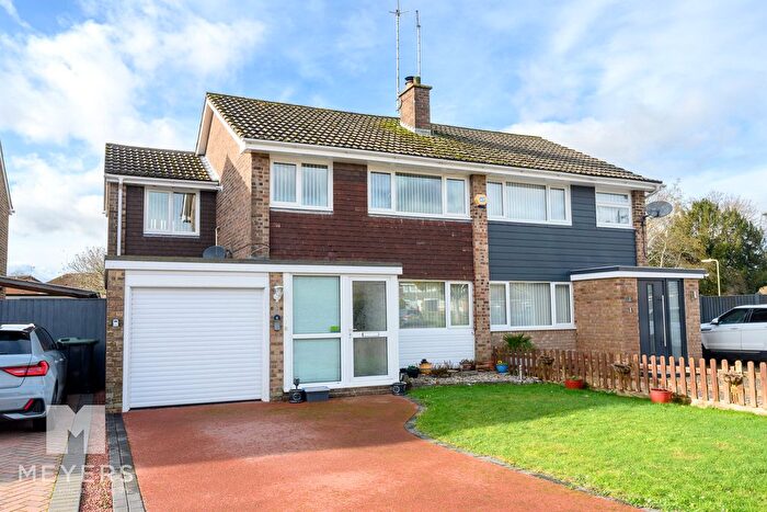 4 Bedroom Semi-Detached House For Sale In Cook Close, Ringwood, BH24