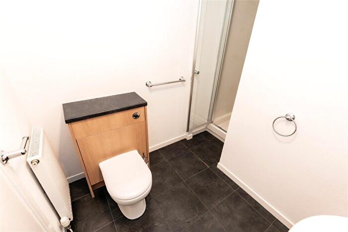 2 Bedroom Flat To Rent In King Street, Aberdeen, AB24