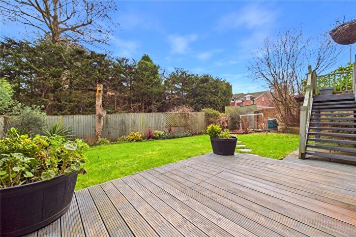 3 Bedroom Semi-Detached House For Sale In Pine Ridge Road, Burghfield Common, Reading, Berkshire, RG7