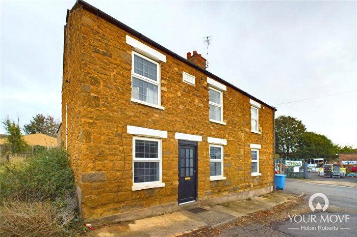 2 Bedroom End Of Terrace House To Rent In Paddock Lane, Desborough, Kettering, NN14