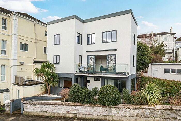 3 Bedroom Detached House For Sale In Hillsborough, Plymouth, Devon, PL4
