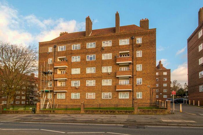 2 Bedroom Flat To Rent In Peckham Rye, Peckham, London, SE15