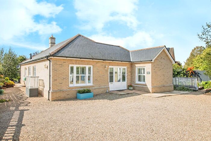 3 Bedroom Detached Bungalow For Sale In Clay Hall Lane, Acton, Sudbury, CO10