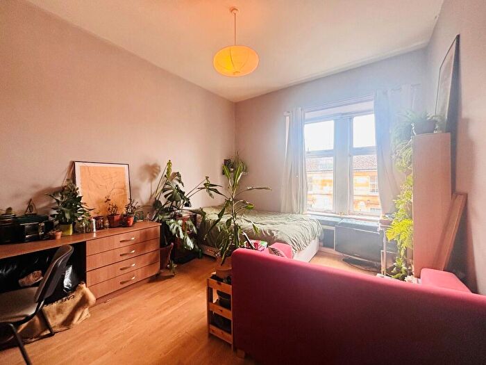 3 Bedroom Flat To Rent In (Copy Of) West Princes Street, Woodlands, Glasgow, G4