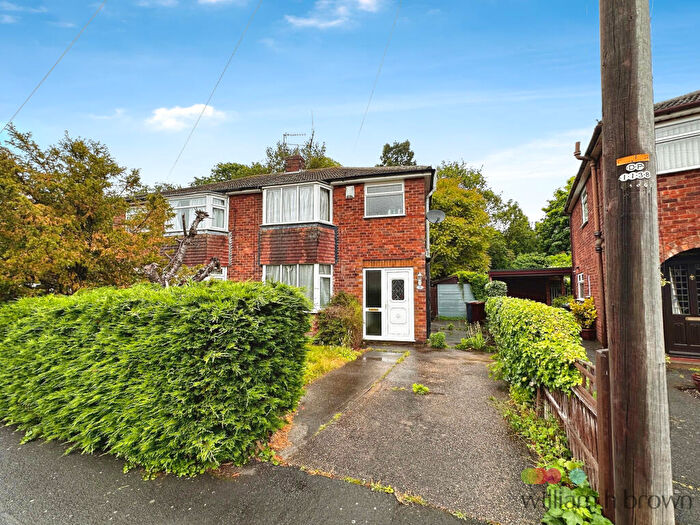 3 Bedroom Semi-Detached House To Rent In Park Avenue, Lincoln, LN6