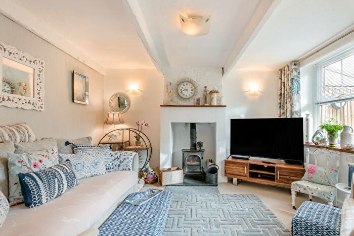 2 Bedroom Semi-Detached House For Sale In Hastings Road, Cinderford, GL14