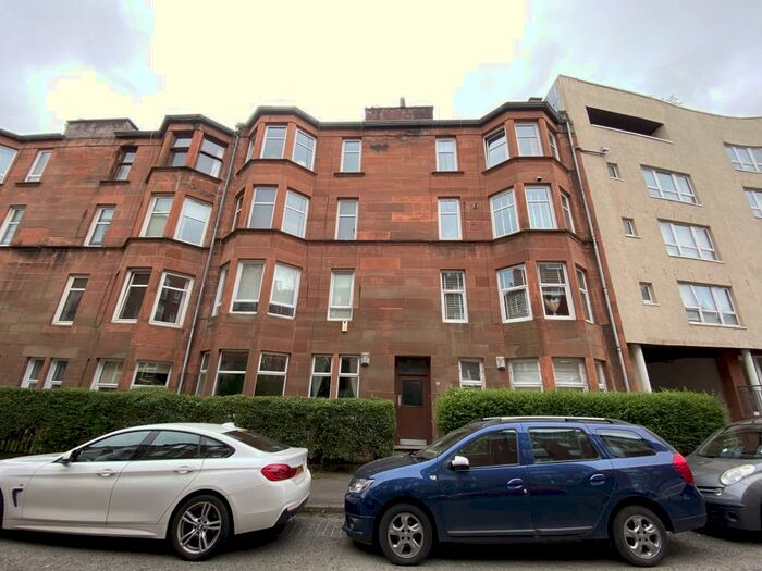 2 Bedroom Flat To Rent In Trefoil Avenue, Shawlands, G41