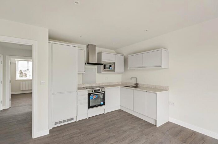 1 Bedroom Flat To Rent In Ferndown, Northwood Hills, HA6
