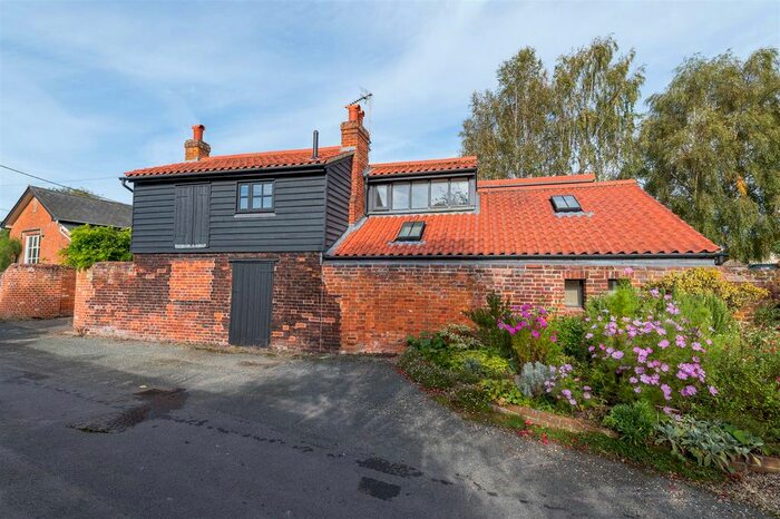 2 Bedroom Barn Conversion For Sale In Blincoes, Newlands Lane, Nayland, CO6