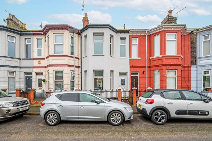 3 Bedroom Terraced House For Sale In Havelock Road, Great Yarmouth, NR30