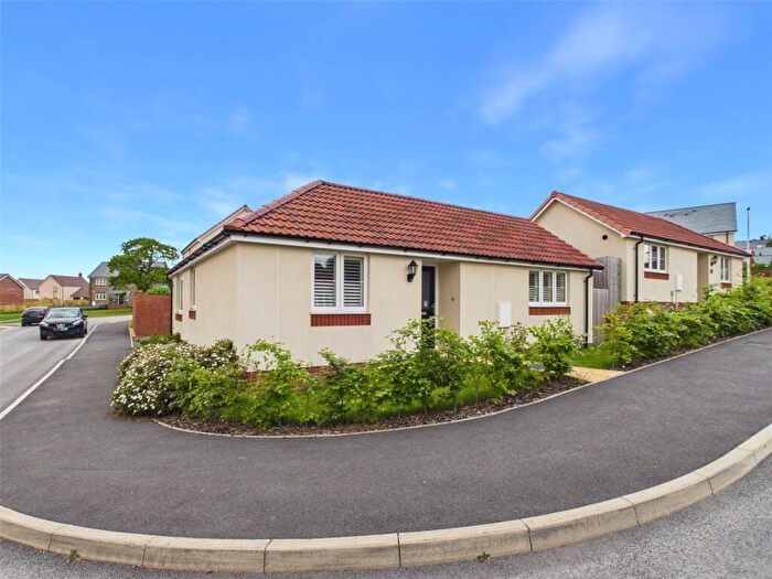 2 Bedroom Bungalow For Sale In Honeysuckle Lane, Winkleigh, Devon, EX19