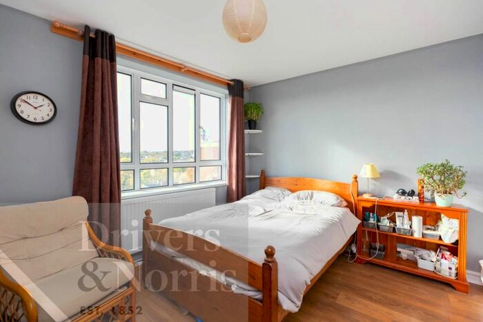 2 Bedroom Flat To Rent In Sussex Way, Archway, London, N19