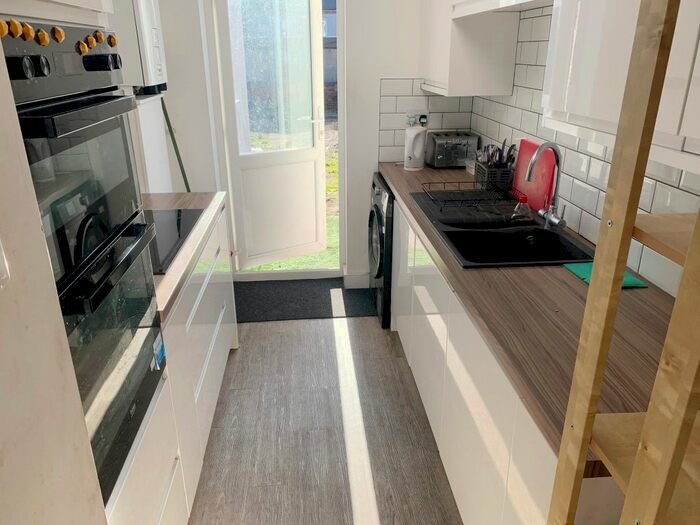 6 Bedroom Terraced House To Rent In Grafton Street, Coventry, CV1