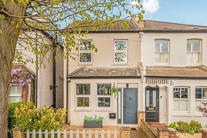 4 Bedroom Semi Detached House For Sale In Douglas Road, Surbiton, KT6