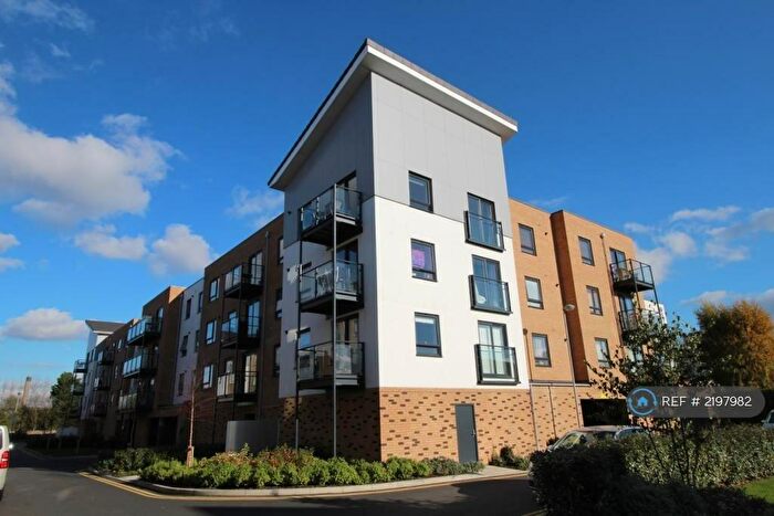 2 Bedroom Flat To Rent In Creek Mill Way, Dartford, DA1