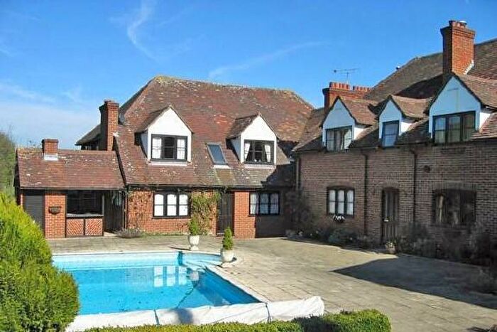 2 Bedroom Flat For Sale In Tudor Mill, Wooburn Green, HP10