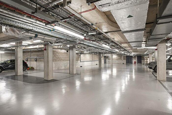Garage / Parking To Rent In Liverpool Street, City, EC2A