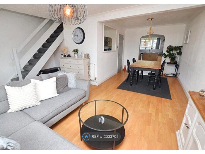 4 Bedroom End Of Terrace House To Rent In Causey Gardens, Exeter, EX1