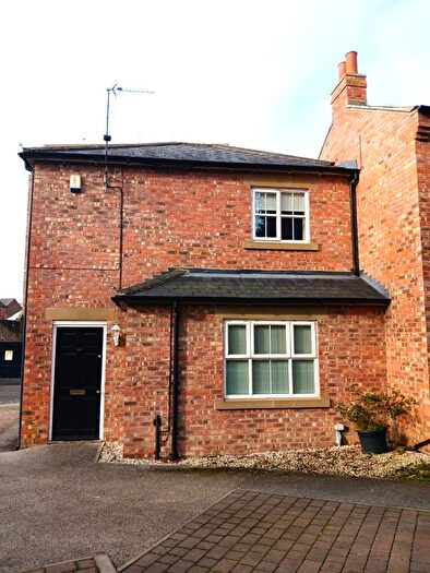 2 Bedroom Town House To Rent In Kingsway, Bishop Auckland, DL14