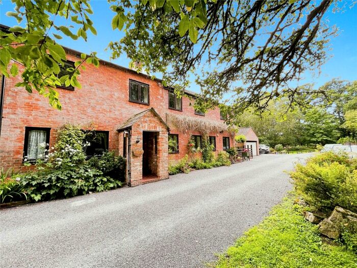 5 Bedroom Semi-Detached House For Sale In Roundwood Cottages, Brokerswood, BA13