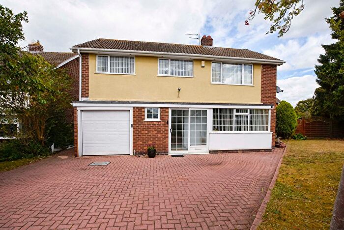 4 Bedroom Detached House For Sale In Ashton Close, Oadby, Leicester, LE2