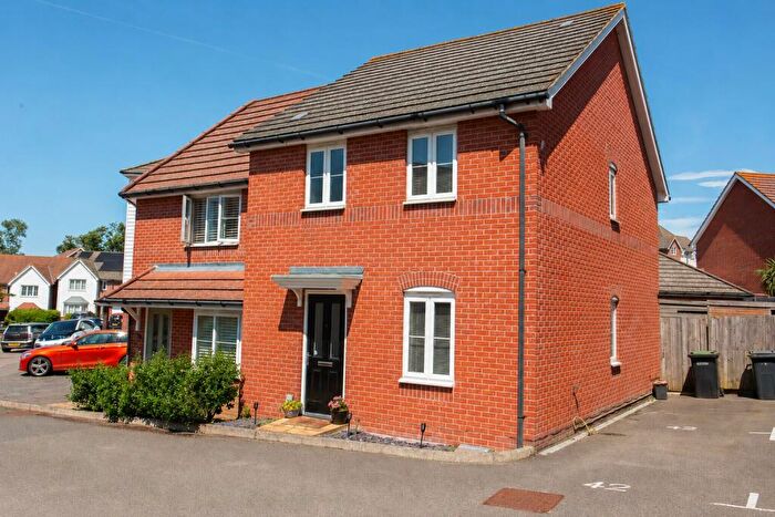 3 Bedroom Semi-Detached House For Sale In Viscount Square, Herne Bay, Kent, CT6