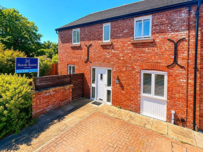 2 Bedroom Semi-Detached House For Sale In Denson Court, Backford, Chester, Cheshire, CH1