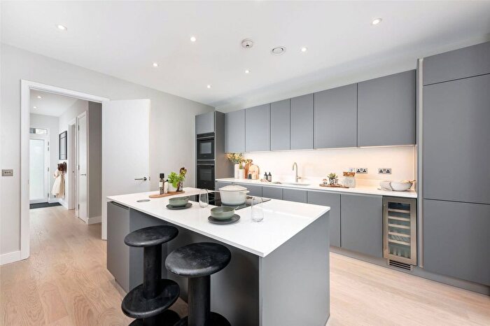 3 Bedroom Terraced House For Sale In Knights Park, Eddington Avenue, Cambridge, CB3