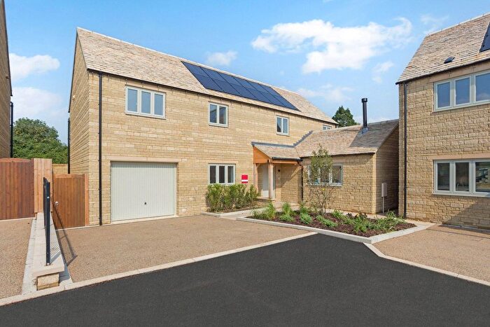 4 Bedroom Detached House For Sale In Saxon Drive, Manor Court, Market Lane, Greet, Cheltenham, GL54