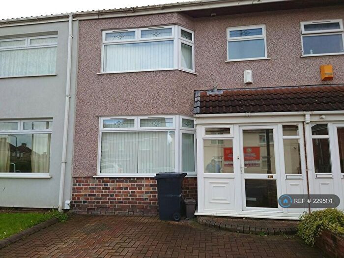3 Bedroom Terraced House To Rent In Whiteway Road, Bristol, BS5