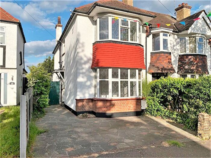 3 Bedroom Semi-Detached House To Rent In Park Road, Leigh-On-Sea, Essex, SS9
