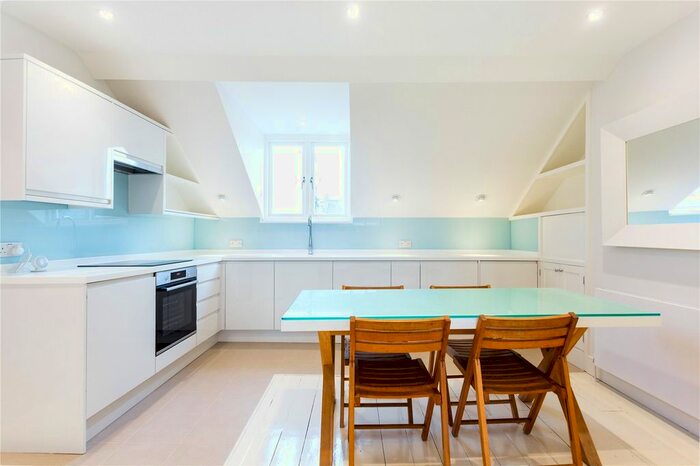 2 Bedroom Flat To Rent In Dorville Crescent, London, W6