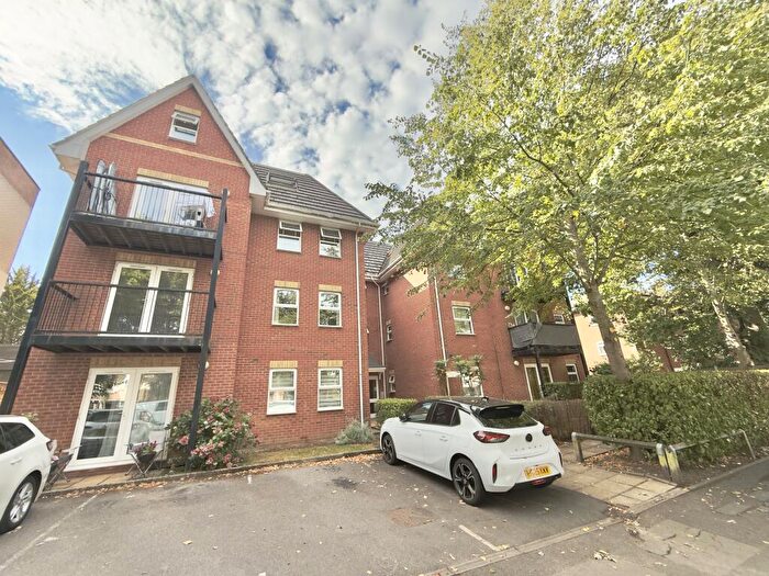 2 Bedroom Apartment To Rent In Holly Court, Florence Road, Bournemouth, Bournemouth Christchurch Poole, BH5
