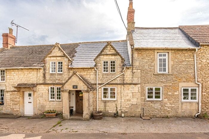 2 Bedroom Cottage For Sale In Slaughterford Road, Biddestone, SN14