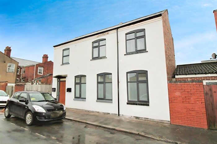 1 Bedroom Apartment To Rent In Wells Street, Rugby, CV21