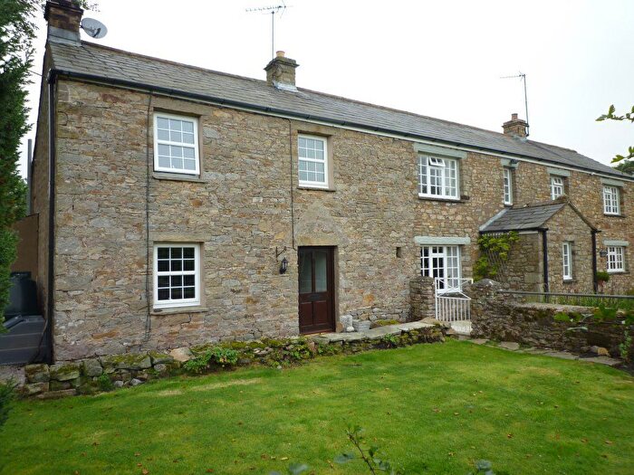 3 Bedroom Semi-Detached House To Rent In Villa Park, South Stainmore, CA17