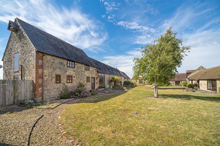 4 Bedroom Barn Conversion For Sale In Great Appleford Barns, Appleford Lane, Nr Whitwell, PO38
