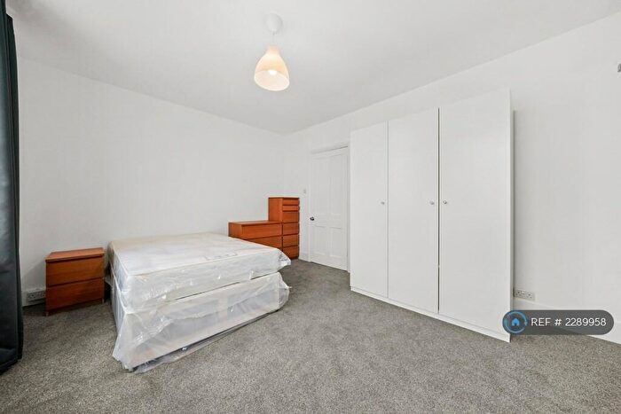 5 Bedroom Terraced House To Rent In Trundleys Road, London, SE8
