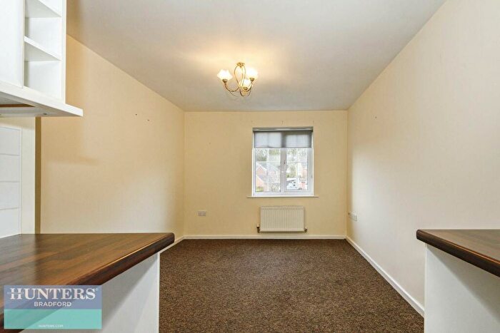 1 Bedroom Flat To Rent In Chartwell Drive, West Yorkshire, Bradford, BD6