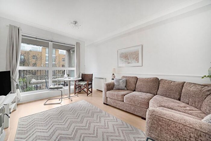 1 Bedroom Flat To Rent In Royal Tower Lodge, Cartwright Street, E1