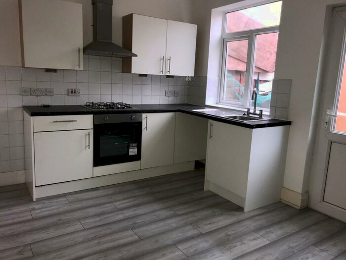 3 Bedroom End Of Terrace House To Rent In Taylor Street, Broadgate, PR1
