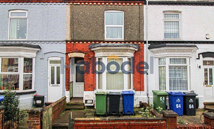 3 Bedroom Terraced House To Rent In David Street, Grimsby, DN32