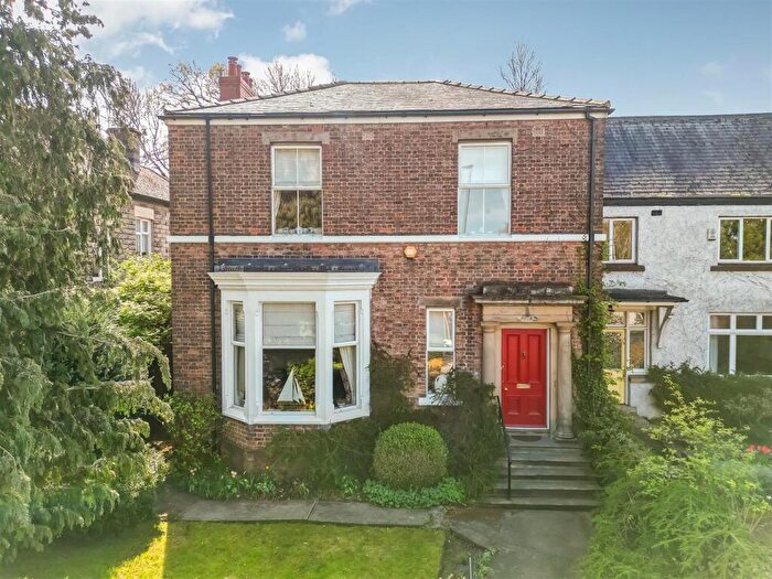 5 Bedroom End Of Terrace House For Sale In Woodland Road, Darlington, DL3