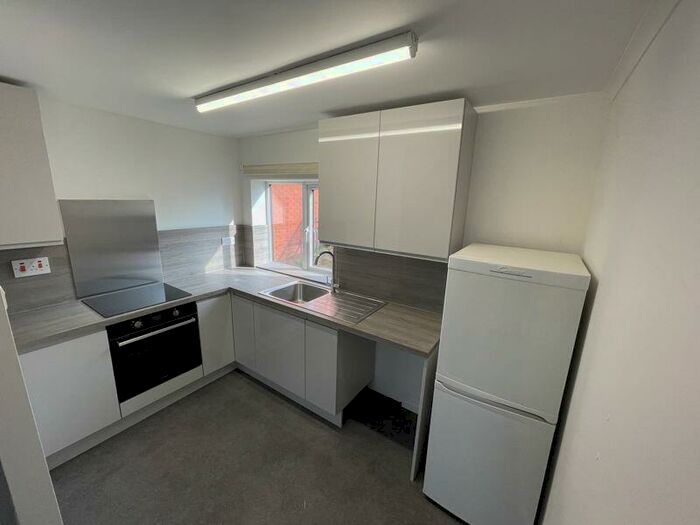 1 Bedroom Apartment To Rent In Barrington Court, Winton Street, BS4