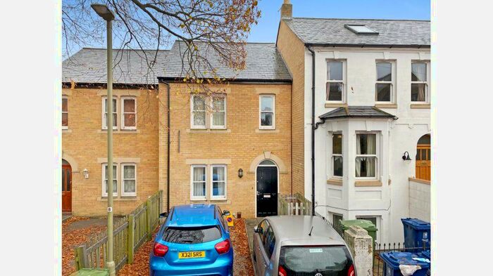 4 Bedroom Terraced House To Rent In Stanley Road, Oxford, OX4