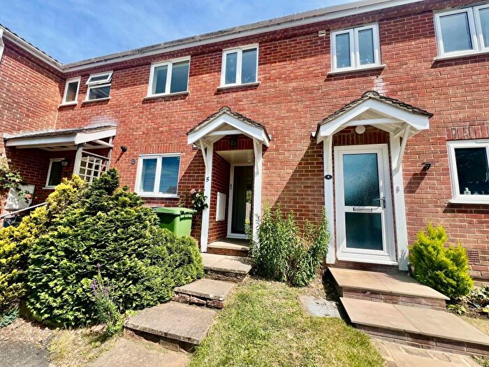 2 Bedroom Property To Rent In Pennington Close, Colden Common, Winchester, SO21