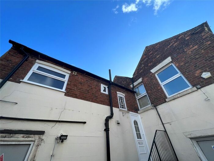 2 Bedroom Flat To Rent In High Street, Dawley, Telford, Shropshire, TF4