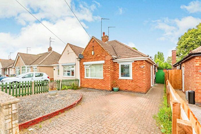 2 Bedroom Semi-Detached Bungalow For Sale In Lorraine Drive, Northampton, NN3